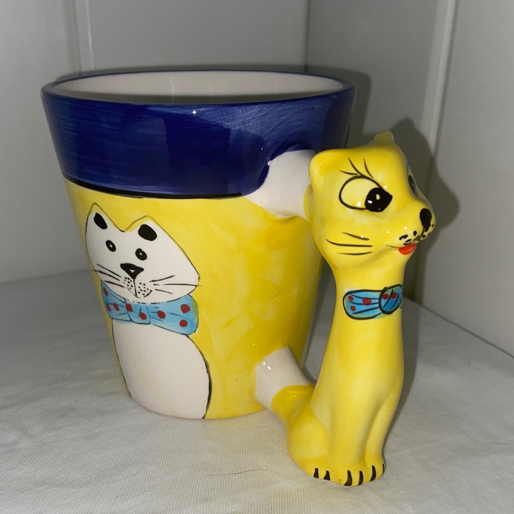 Vintage Trisa  Cat Mug  cat shaped handle 
Hand Painted cat 90s colorful Yellow
